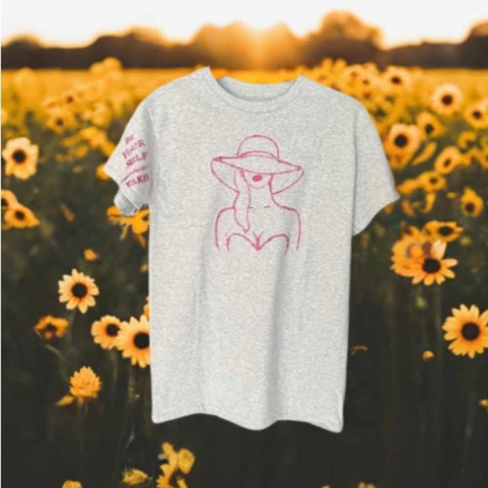 Gildan Upcycled “Woman in Hat” Tee.